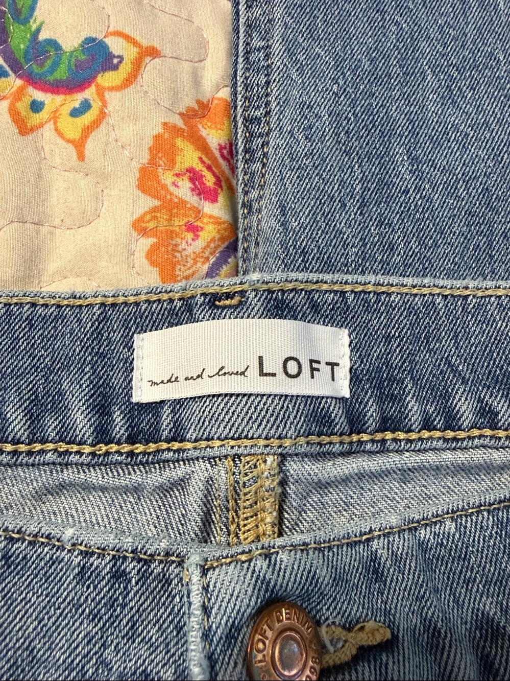 LOFT High Rise The Wise Leg Mid Wash Size: 30/10 Inseam: 30” - Picture 4 of 8
